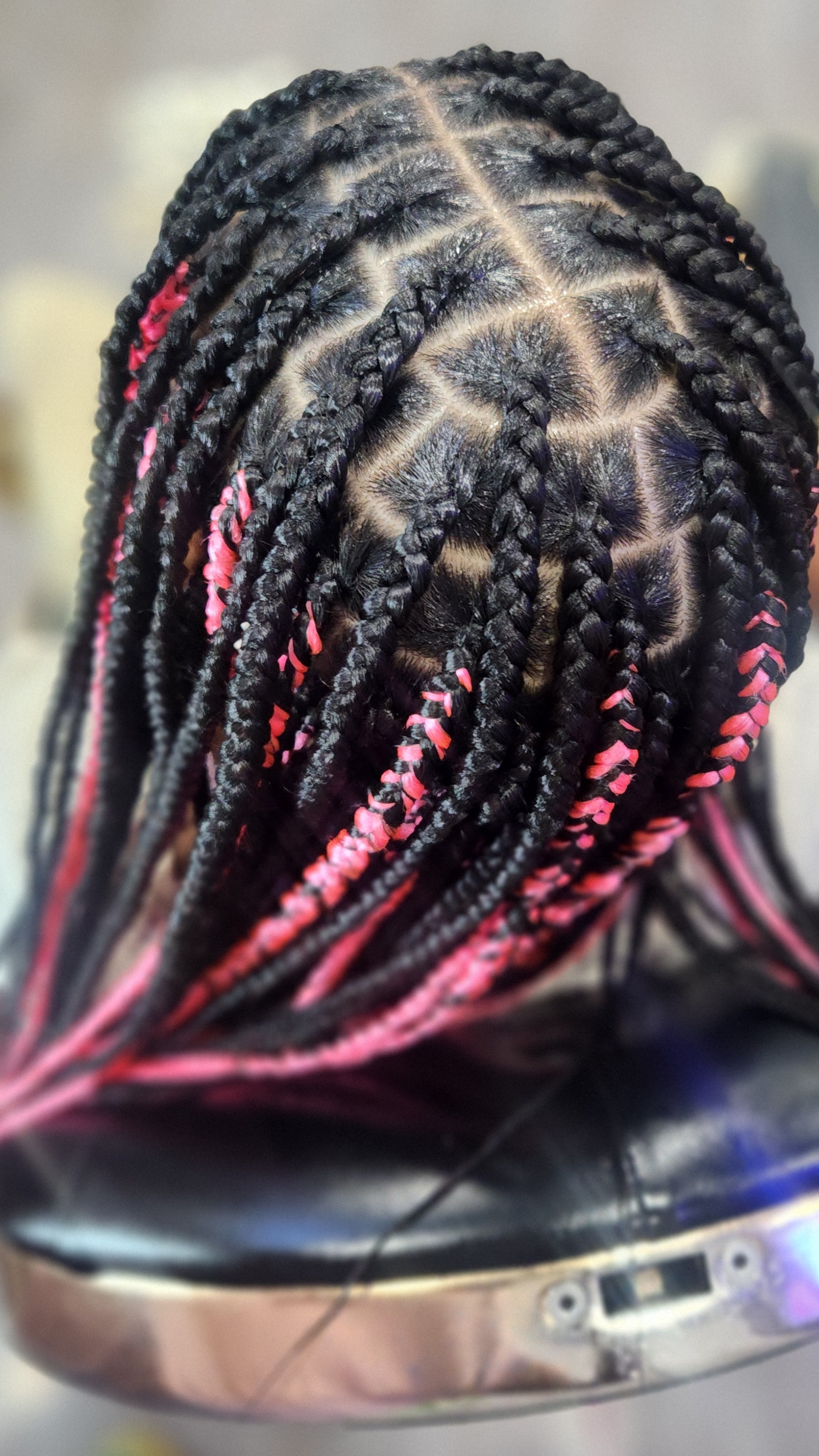 Knotless-braids photo