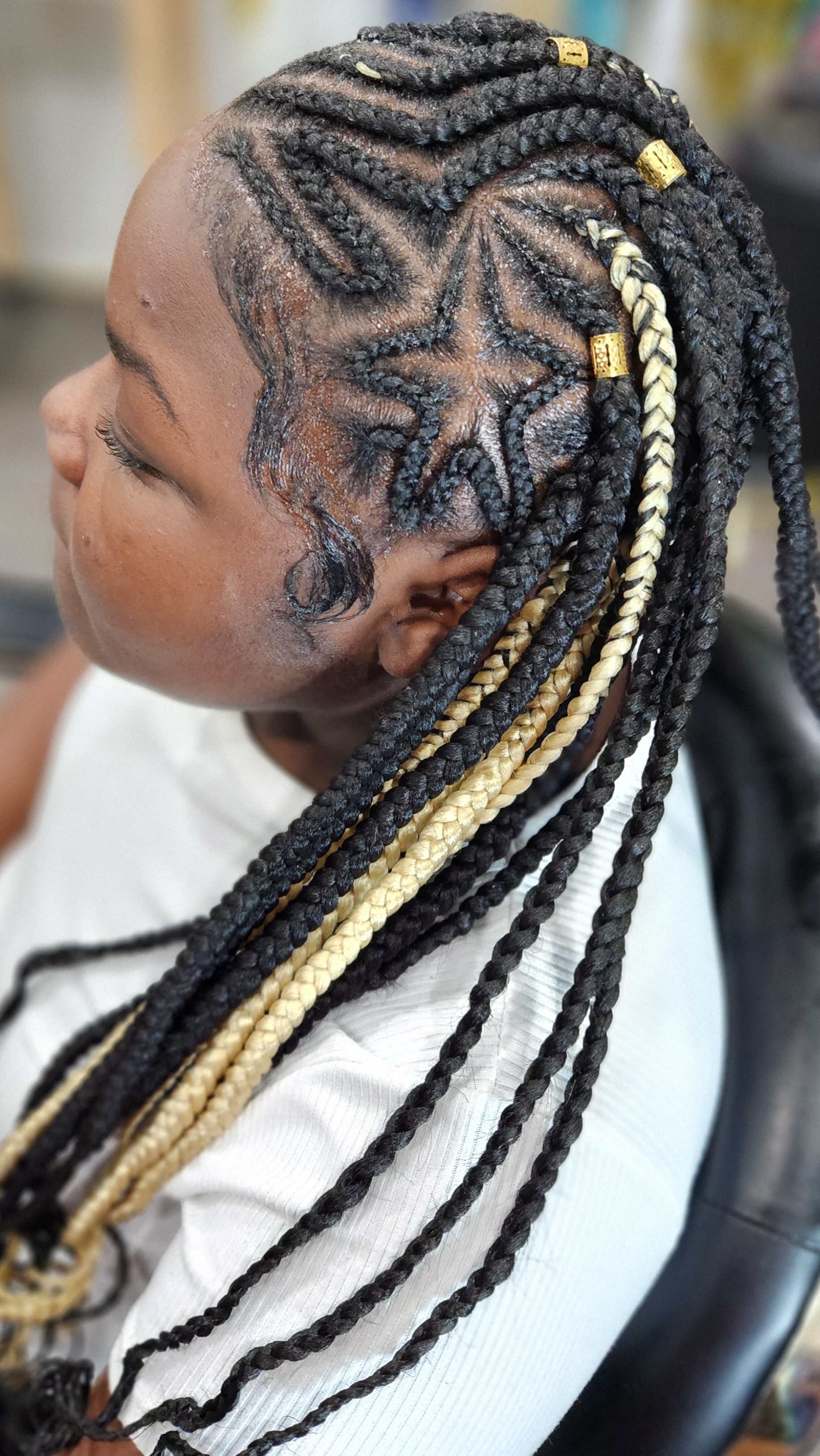 Knotless-braids photo